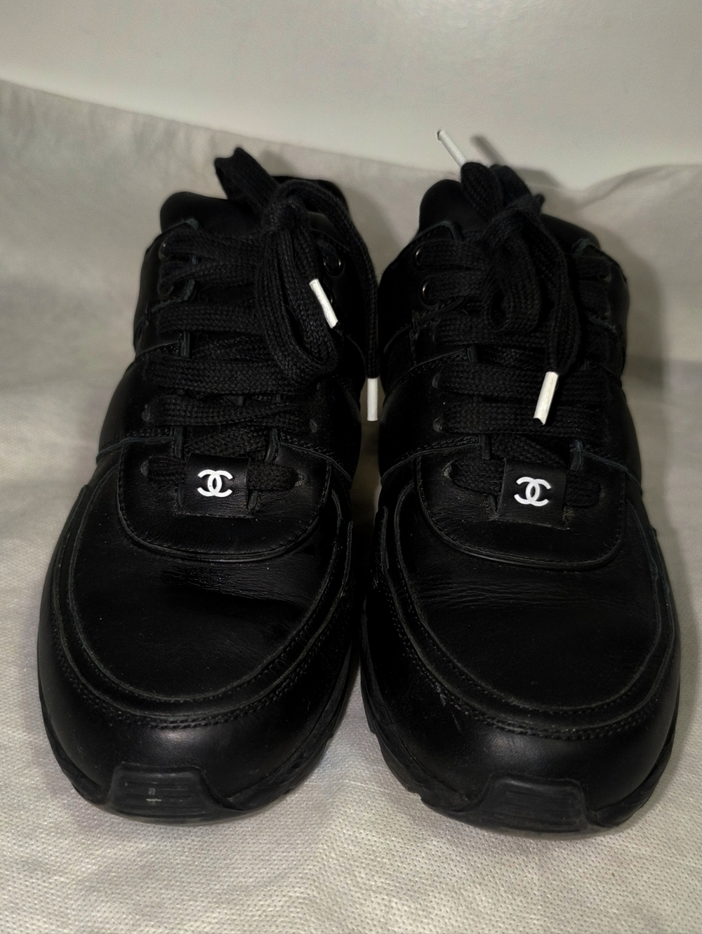 Chanel  Interlocking CC Logo Black White Leather Athletic Sneakers 38 - Picture 4 of 10